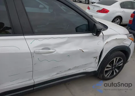 2019 Nissan Kicks Sr z USA, uszkodzony, nr VIN 3N1CP5CU8KL551984